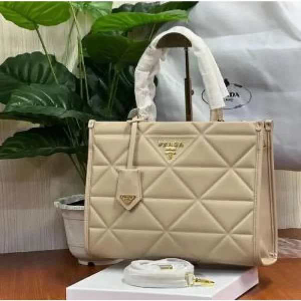 Stylish Prada Handbag For Women (LAB1325) - stayhit.in Stylish Prada Handbag For Women (LAB1325) - stayhit.in
