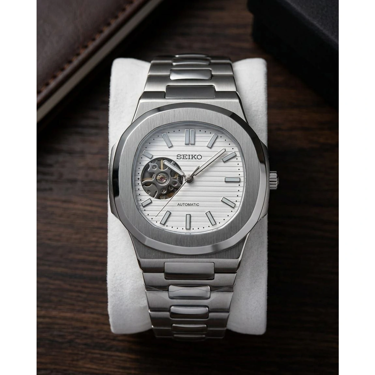 Stylish Seiko Mod Nautilus Watch White Dial For Men (LAB798) - stayhit.in Stylish Seiko Mod Nautilus Watch White Dial For Men (LAB798) - stayhit.in