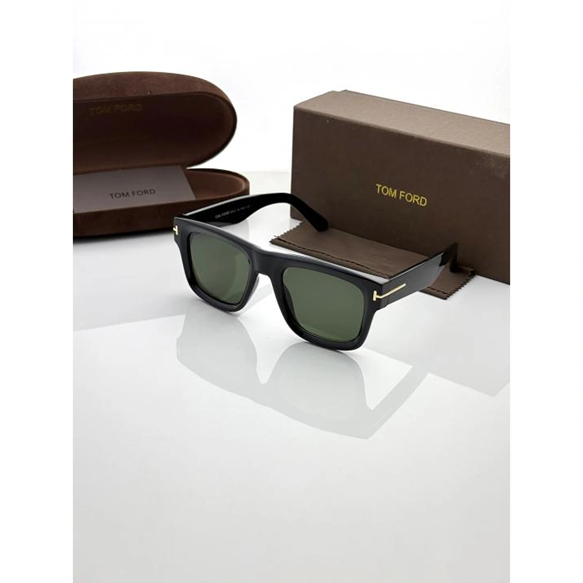 Stylish Tom Ford Sunglasses Black Green For Men (BOT3479) - stayhit.in Stylish Tom Ford Sunglasses Black Green For Men (BOT3479) - stayhit.in