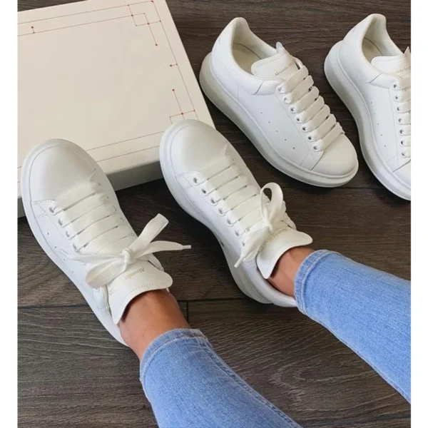 Elegant Alexander Mcqueen Sneakers White For Men (SUP1396) - stayhit.in Elegant Alexander Mcqueen Sneakers White For Men (SUP1396) - stayhit.in