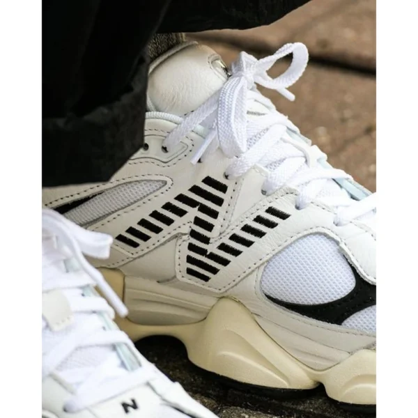 Elegant New Balance 9060 Shoes Black White For Men (SUP2939) - stayhit.in Elegant New Balance 9060 Shoes Black White For Men (SUP2939) - stayhit.in