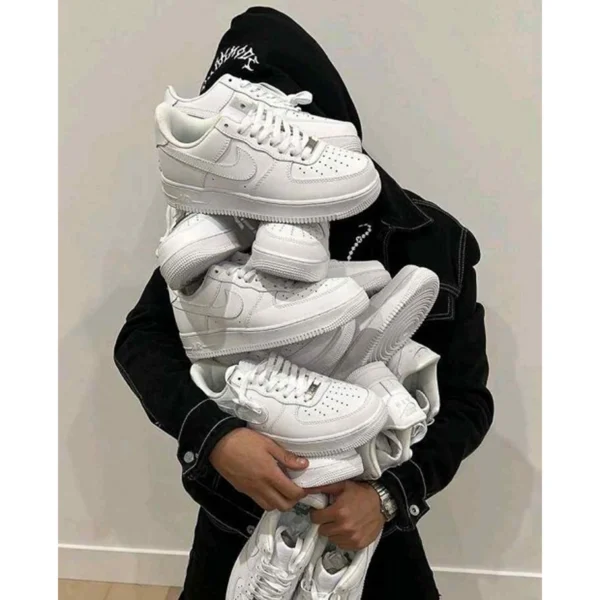 Elegant Nike Air Force 1 Low Shoes With Accessories For Men (SUP1901) - stayhit.in Elegant Nike Air Force 1 Low Shoes With Accessories For Men (SUP1901) - stayhit.in