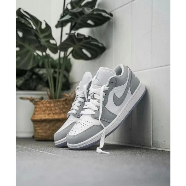 Elegant Nike Air Jordan Retro Shoes Low Wolf Grey For Men (SUP2944) - stayhit.in Elegant Nike Air Jordan Retro Shoes Low Wolf Grey For Men (SUP2944) - stayhit.in