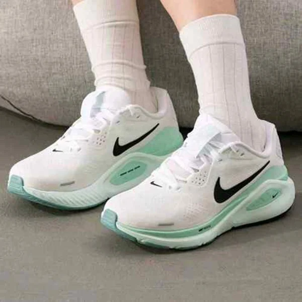 Elegant Nike Air Max 90 Essential Shoes Black White For Men (SUP1622) - stayhit.in Elegant Nike Air Max 90 Essential Shoes Black White For Men (SUP1622) - stayhit.in