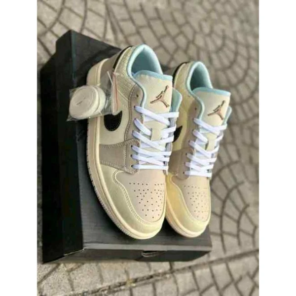 Elegant Nike Jordan 1 Low Shoes Se Sanddrift Glacier Blue For Men (SUP1912) - stayhit.in Elegant Nike Jordan 1 Low Shoes Se Sanddrift Glacier Blue For Men (SUP1912) - stayhit.in