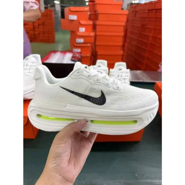Elegant Nike Vomero Shoes White Green For Men (SUP1408) - stayhit.in Elegant Nike Vomero Shoes White Green For Men (SUP1408) - stayhit.in