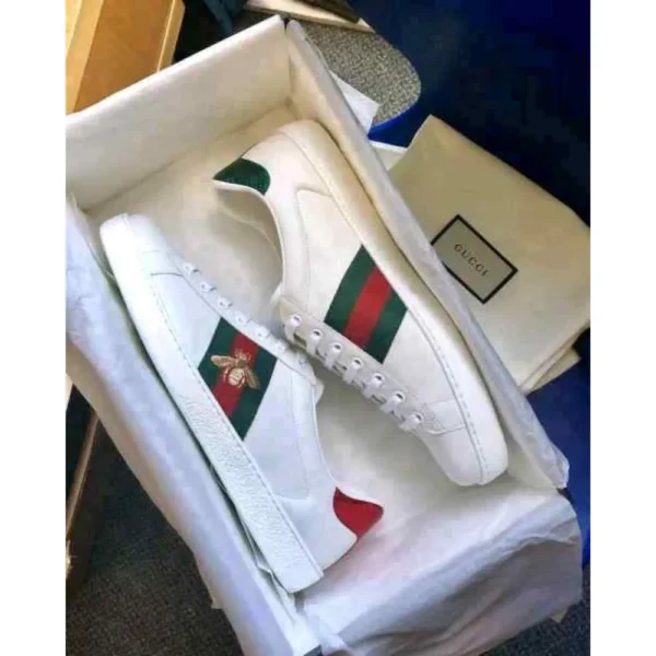 Imported Gucci Ace Embroidered Bee Shoes For Men (CSO2022) - stayhit.in Imported Gucci Ace Embroidered Bee Shoes For Men (CSO2022) - stayhit.in