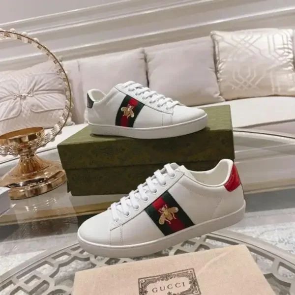 Imported Gucci Bee Ace Sneaker For Men (JH74) - stayhit.in Imported Gucci Bee Ace Sneaker For Men (JH74) - stayhit.in