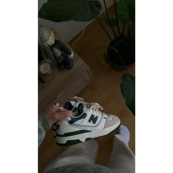 Imported New Balance 550 Shoes White Green For Men (HS1514) - stayhit.in Imported New Balance 550 Shoes White Green For Men (HS1514) - stayhit.in