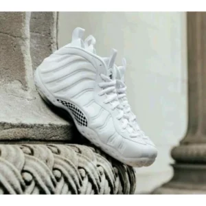 Imported Nike Air Foamposite Shoes One Triple White For Men (SUP1884) - stayhit.in