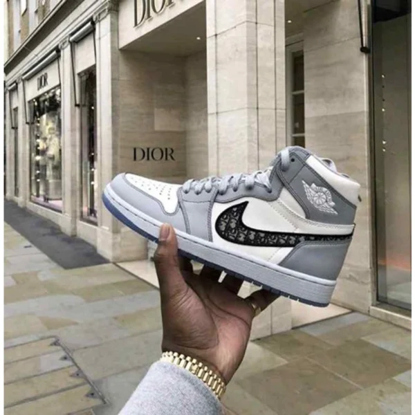 Imported Nike Air Jordan Retro 1 X High Dior Shoes For Men (HS1517) - stayhit.in Imported Nike Air Jordan Retro 1 X High Dior Shoes For Men (HS1517) - stayhit.in
