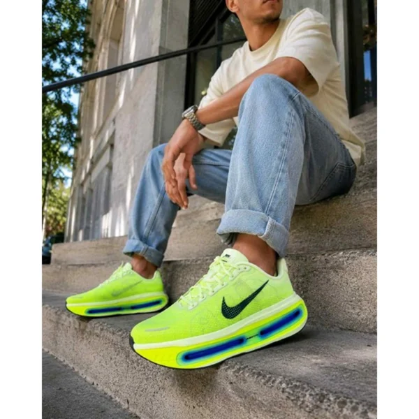 Imported Nike Vomero Volt Tint Shoes Sapphire For Men (SUP3082) - stayhit.in