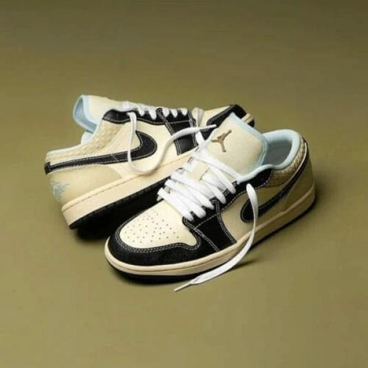 Luxury Nike Air Jordan Retro Shoes Low Coconut Milk For Men (SUP1596) - stayhit.in Luxury Nike Air Jordan Retro Shoes Low Coconut Milk For Men (SUP1596) - stayhit.in