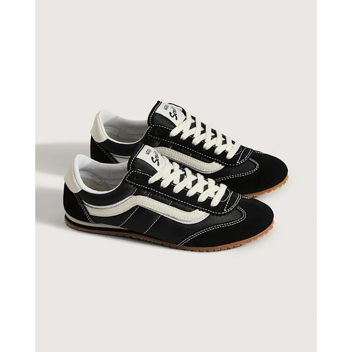 Luxury Vans Super Low Pro Shoes Black For Men (SUP1594) - stayhit.in Luxury Vans Super Low Pro Shoes Black For Men (SUP1594) - stayhit.in