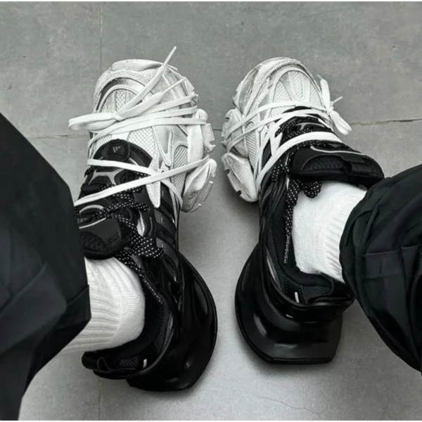 Premium Adidas Xlg Runner Shoes Deluxe White Black For Men (SUP1073) - stayhit.in Premium Adidas Xlg Runner Shoes Deluxe White Black For Men (SUP1073) - stayhit.in