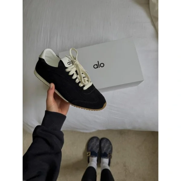 Premium Alo Yoga Sunset Suede Sneaker Black For Men (SUP1531) - stayhit.in Premium Alo Yoga Sunset Suede Sneaker Black For Men (SUP1531) - stayhit.in