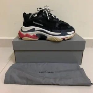 Premium Balenciaga Triple S Shoes Black White Red For Men (SUP2964) - stayhit.in