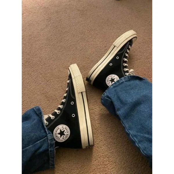 Premium Converse Chuck Taylor Shoes All Black For Men (HS1494) - stayhit.in Premium Converse Chuck Taylor Shoes All Black For Men (HS1494) - stayhit.in