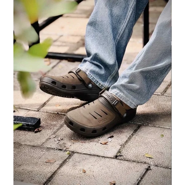 Premium Crocs Yukon Vista Clogs Brown For Men (HS1432) - stayhit.in Premium Crocs Yukon Vista Clogs Brown For Men (HS1432) - stayhit.in