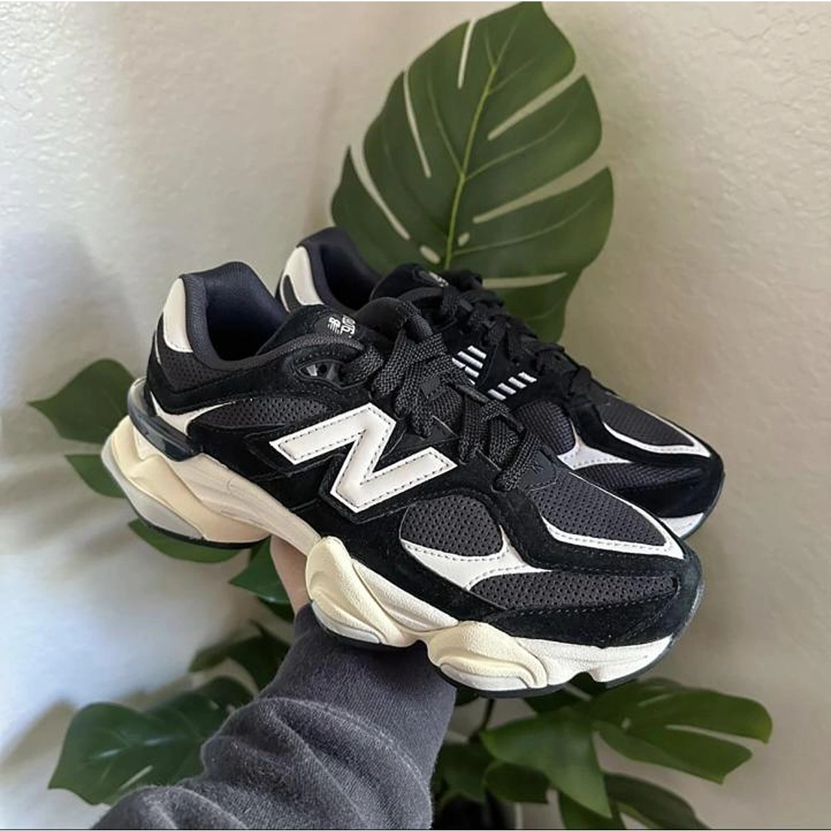 Premium New Balance 9060 Shoes Black White For Men (SUP1232) - stayhit.in Premium New Balance 9060 Shoes Black White For Men (SUP1232) - stayhit.in