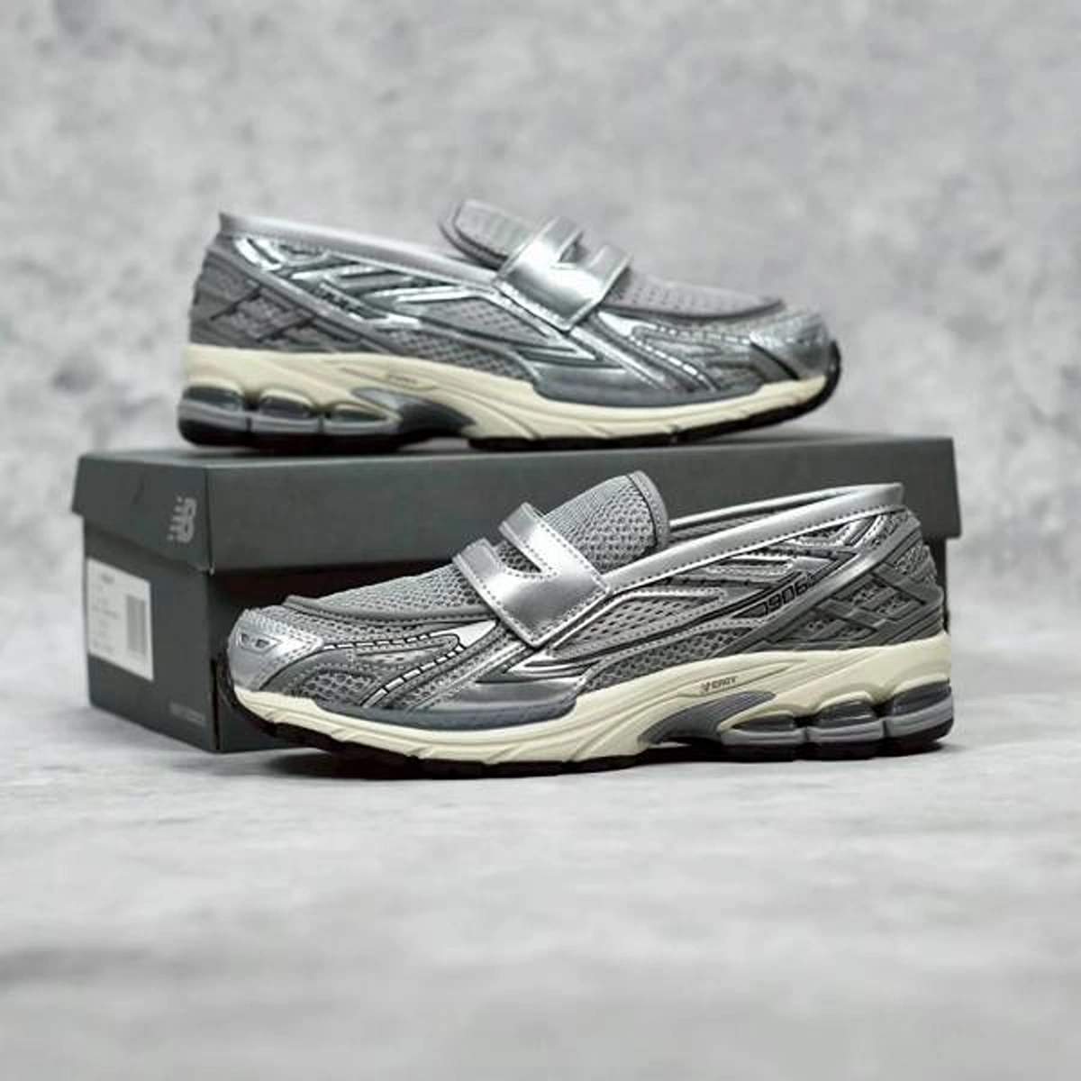 Premium New Balance 9060l Shoes Metallic Silver For Men (SUP3524) - stayhit.in Premium New Balance 9060l Shoes Metallic Silver For Men (SUP3524) - stayhit.in