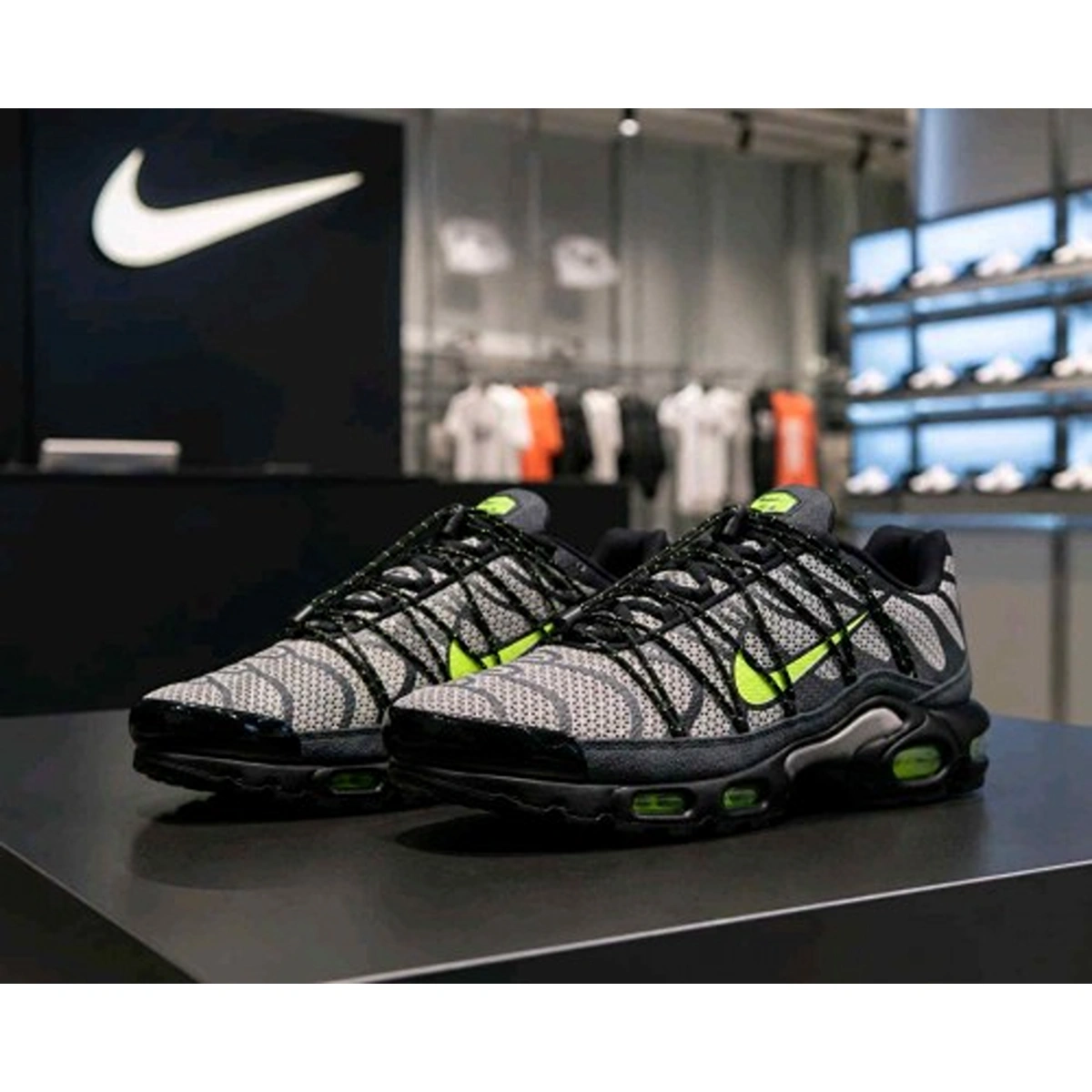 Premium Nike Air Max Plus Shoes Utility Tan Volt For Men (SUP3149) - stayhit.in Premium Nike Air Max Plus Shoes Utility Tan Volt For Men (SUP3149) - stayhit.in