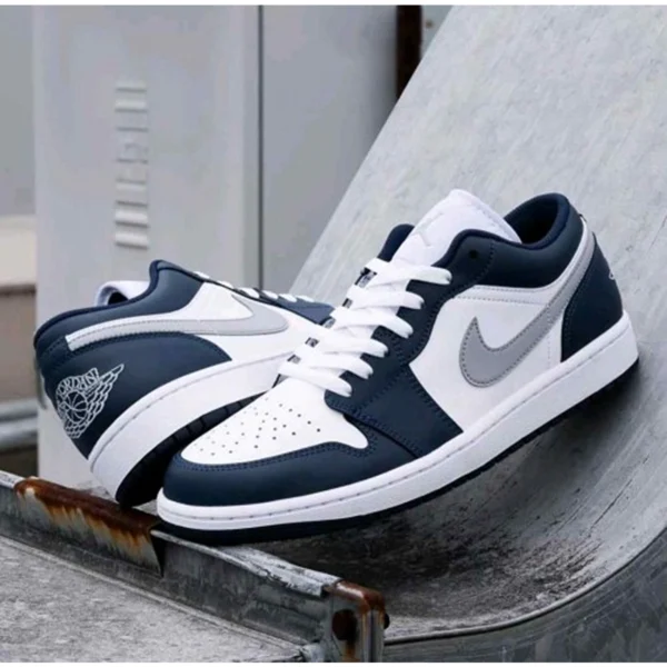 Premium Nike Jordan Retro 1 Shoes Low Midnight Navy For Men (SUP1181) - stayhit.in Premium Nike Jordan Retro 1 Shoes Low Midnight Navy For Men (SUP1181) - stayhit.in
