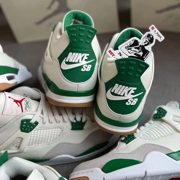 Premium Nike Jordan Retro 4 Shoes Sb Pine Green For Men (SUP3414) - stayhit.in Premium Nike Jordan Retro 4 Shoes Sb Pine Green For Men (SUP3414) - stayhit.in