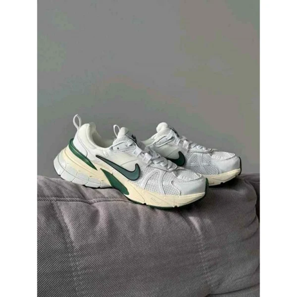 Premium Nike Run Platinum Tint Shoes Photon White For Men (HS1479) - stayhit.in Premium Nike Run Platinum Tint Shoes Photon White For Men (HS1479) - stayhit.in