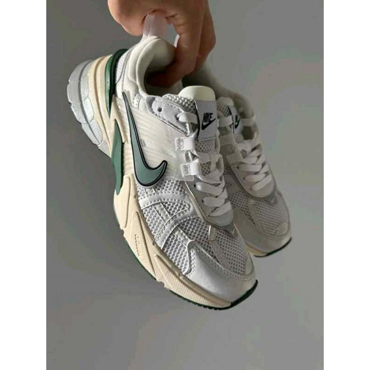 Premium Nike Run Platinum Tint Shoes Photon White For Men (HS1479) - stayhit.in Premium Nike Run Platinum Tint Shoes Photon White For Men (HS1479) - stayhit.in