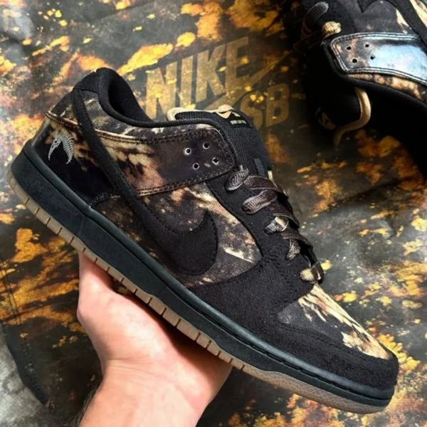 Premium Nike Sb Dunk Low Pushead 2.0 Shoes For Men (SUP1289) - stayhit.in Premium Nike Sb Dunk Low Pushead 2.0 Shoes For Men (SUP1289) - stayhit.in