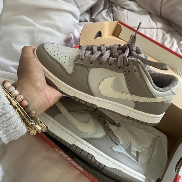 Premium Nike Sb Dunk Low Shoes Bone Beige For Men (SUP2952) - stayhit.in Premium Nike Sb Dunk Low Shoes Bone Beige For Men (SUP2952) - stayhit.in