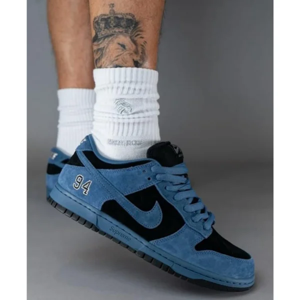 Premium Nike Sb Dunk Low X Supreme Ocean Shoes For Men (SUP3401) - stayhit.in Premium Nike Sb Dunk Low X Supreme Ocean Shoes For Men (SUP3401) - stayhit.in