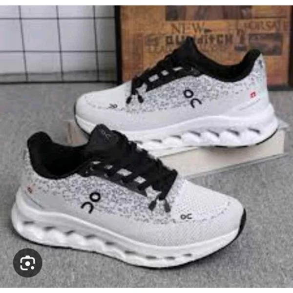 Premium On Cloud Tilt 3.0 Shoes New White Black For Men (SUP1797) - stayhit.in Premium On Cloud Tilt 3.0 Shoes New White Black For Men (SUP1797) - stayhit.in