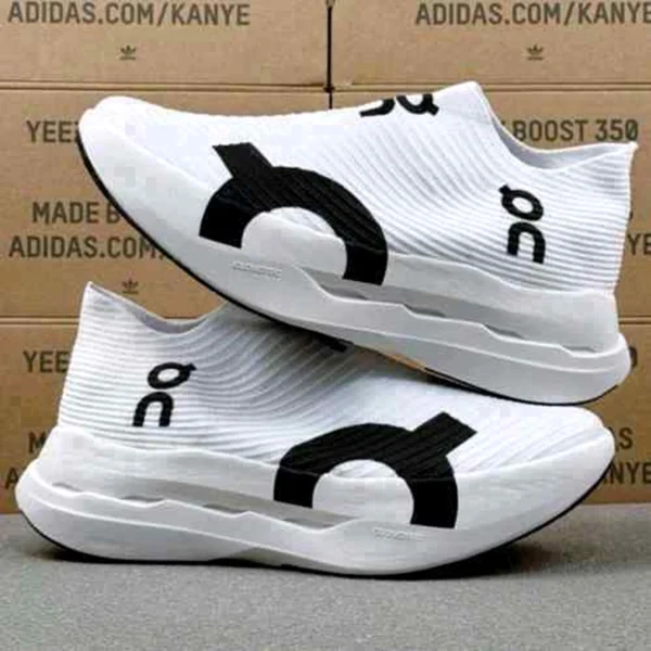 Premium On Running Cloudboom Shoes Strike Ls White Black For Men (SUP1210) - stayhit.in