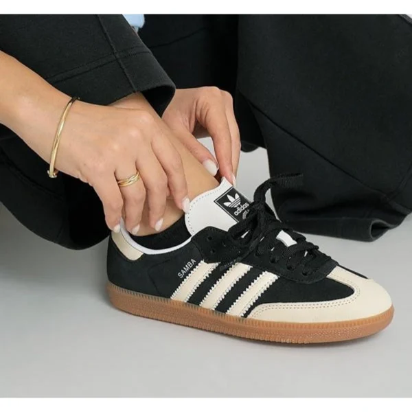 Stylish Adidas Samba Core Shoes Black Wonder White For Men (SUP3020) - stayhit.in Stylish Adidas Samba Core Shoes Black Wonder White For Men (SUP3020) - stayhit.in