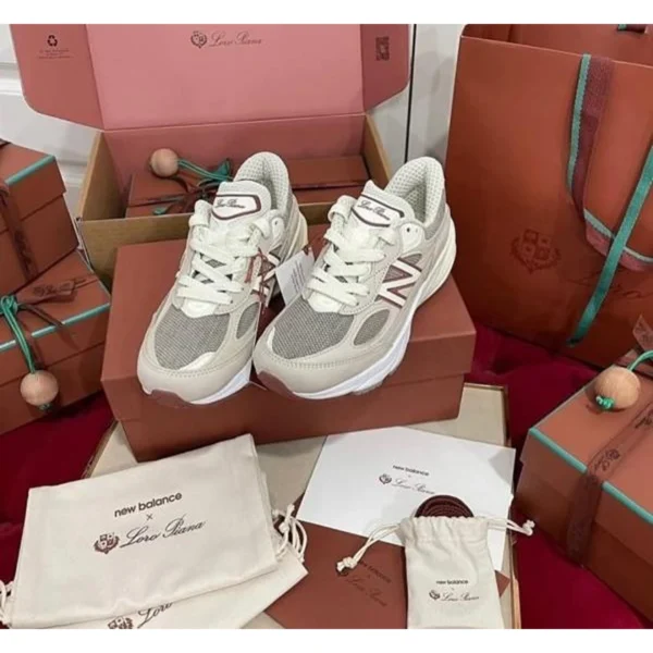 Stylish Loro Piana X New Balance 990 Shoes Beige For Men (SUP1873) - stayhit.in Stylish Loro Piana X New Balance 990 Shoes Beige For Men (SUP1873) - stayhit.in