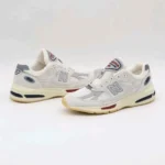 Stylish New Balance 991 V2 Shoes Vintage Sport For Men (SUP1861) - stayhit.in