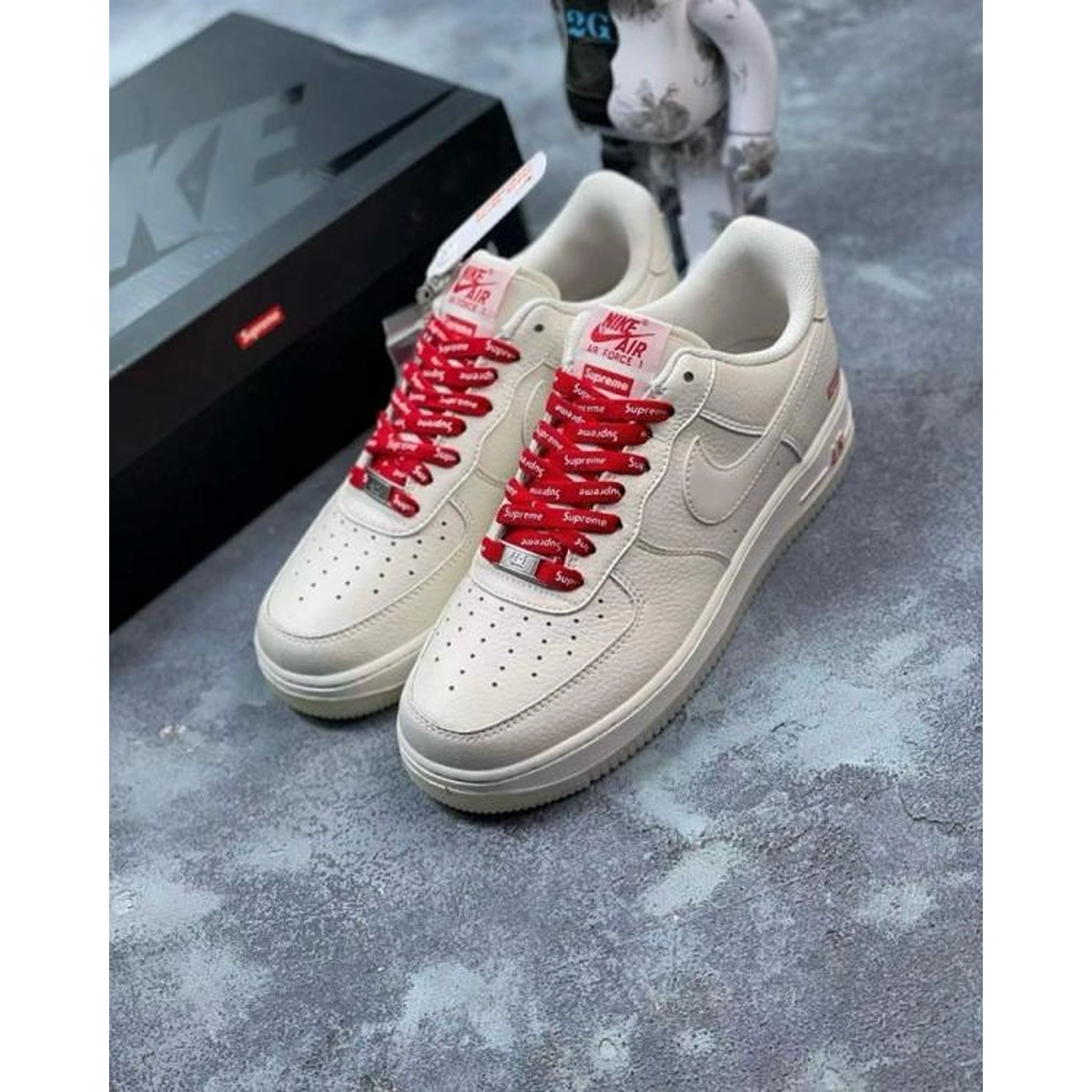 Stylish Nike Air Force 1 X Supreme Sneakers Cream Red For Men (SUP1379) - stayhit.in
