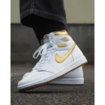 Stylish Nike Air Jordan 1 Shoes Retro High Og Metallic Gold For Men (SUP3468) - stayhit.in