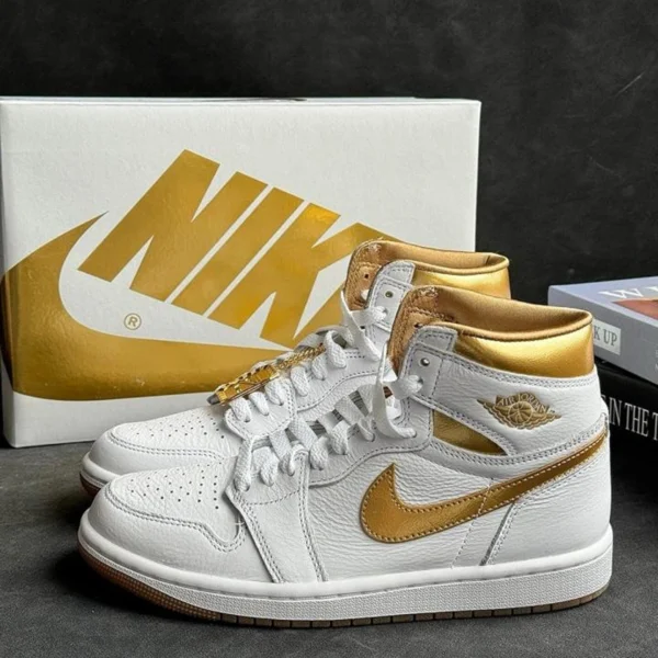 Stylish Nike Air Jordan 1 Shoes Retro High Og Metallic Gold For Men (SUP3468) - stayhit.in Stylish Nike Air Jordan 1 Shoes Retro High Og Metallic Gold For Men (SUP3468) - stayhit.in