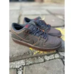 Stylish Nike Sb Dunk Low Shoes Krampus For Men (SUP3059) - stayhit.in