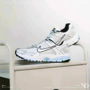 Stylish Nike Zoom Vomero Shoes White Pure Platinum Blue For Men (SUP1117) - stayhit.in