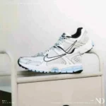 Stylish Nike Zoom Vomero Shoes White Pure Platinum Blue For Men (SUP1117) - stayhit.in