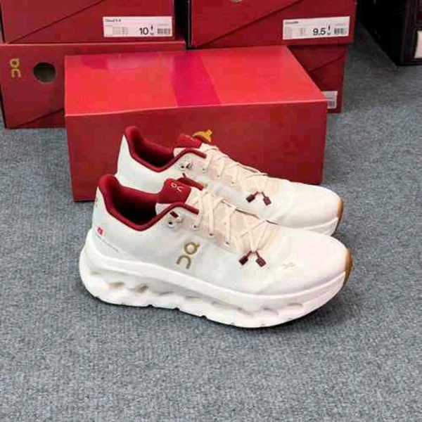 Stylish On Cloud Tilt Pearl Ivory Shoes For Men (SUP1704) - stayhit.in