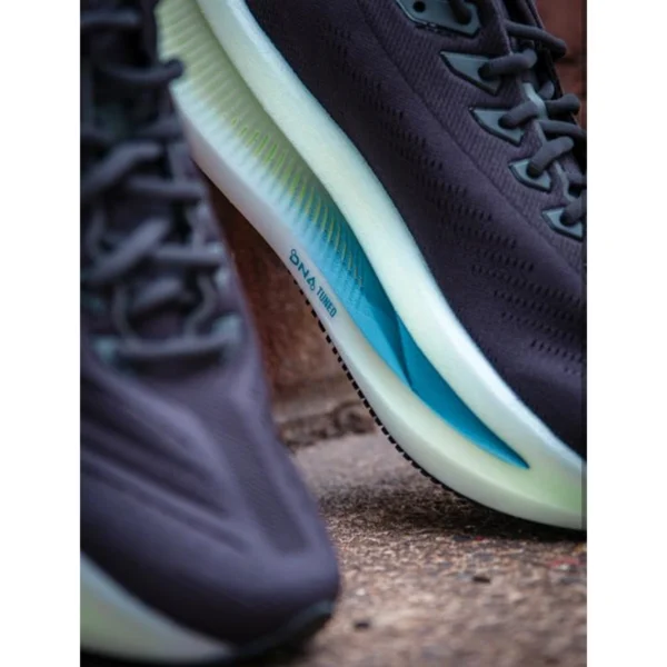 Supreme Brooks Glycerin Max 2 Shoes Phantom For Men (SUP1640) - stayhit.in Supreme Brooks Glycerin Max 2 Shoes Phantom For Men (SUP1640) - stayhit.in