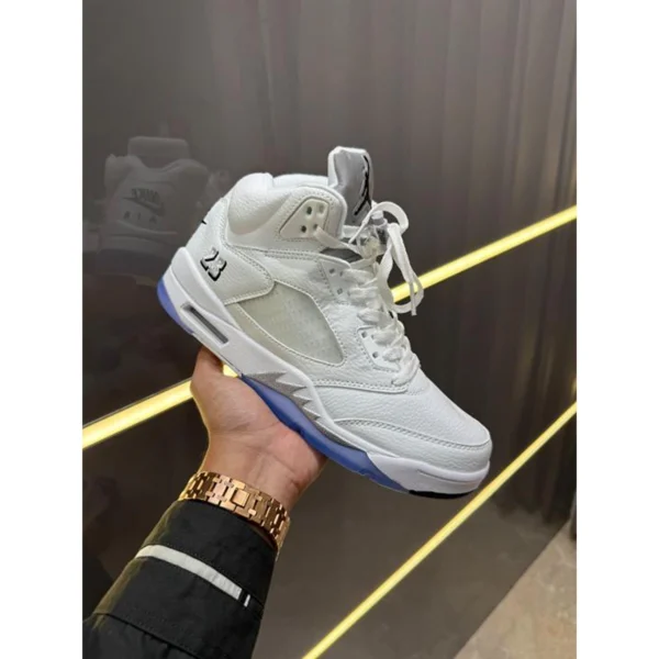 Supreme Nike Air Jordan 5 Shoes Retro Og White Metallic For Men (SUP1637) - stayhit.in Supreme Nike Air Jordan 5 Shoes Retro Og White Metallic For Men (SUP1637) - stayhit.in
