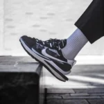 Supreme Nike Vapor Waffle Shoes Black White X Sacai For Men (SUP2913) - stayhit.in