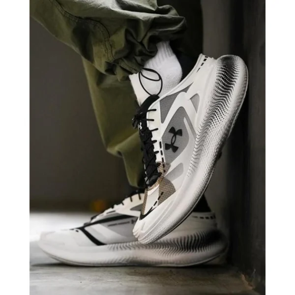 Supreme Under Armour UA Echo Shoes Slips peed Black White For Men (SUP1725) - stayhit.in Supreme Under Armour UA Echo Shoes Slips peed Black White For Men (SUP1725) - stayhit.in