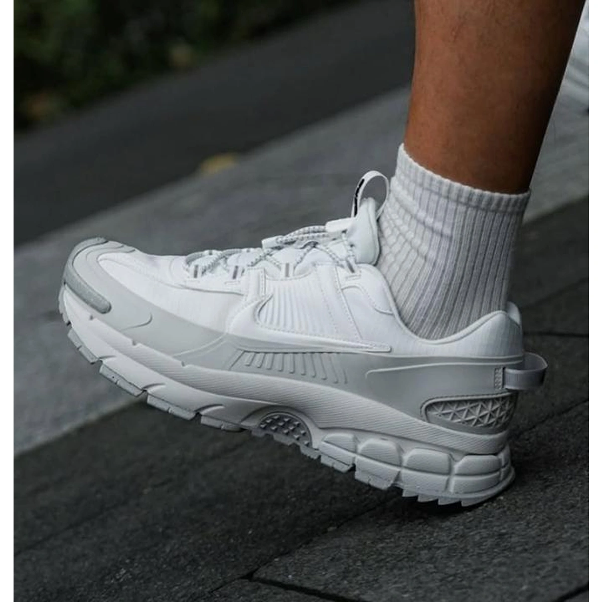 Trendy Nike Zoom Vomero 5 Shoes Roam Light Bone For Men (SUP3453) - stayhit.in Trendy Nike Zoom Vomero 5 Shoes Roam Light Bone For Men (SUP3453) - stayhit.in